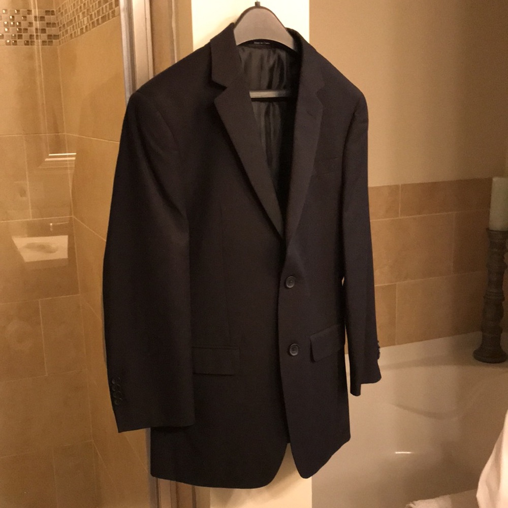 Boys Suit Jacket/shirt/tie/leather belt!  - Mens Warehouse - Size 12 Like NEW